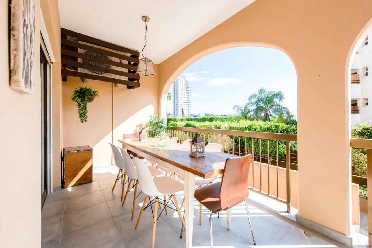 Sun City Apartment Лимасол Экстерьер фото